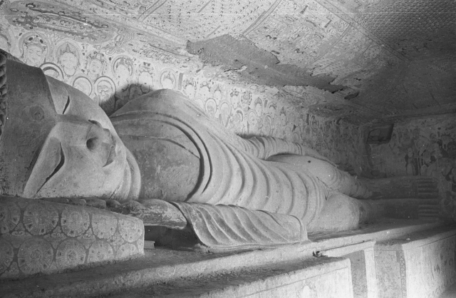 Mongao Cave Reclining Buddha