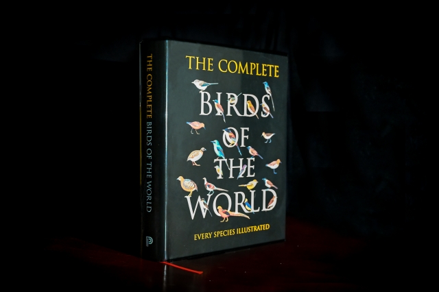 Complete Birds of the World book cover in 3d