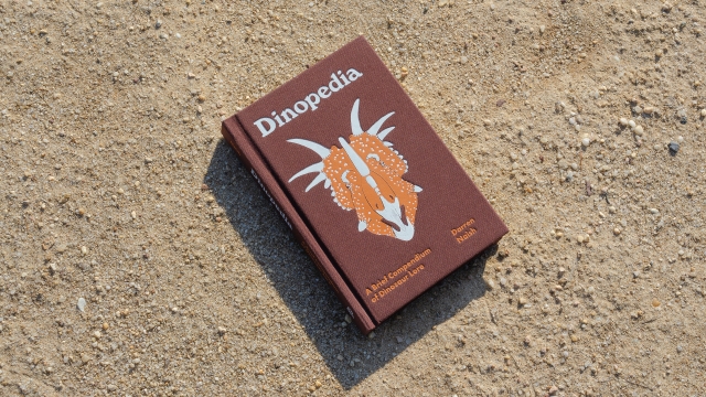 DInopedia front cover of book