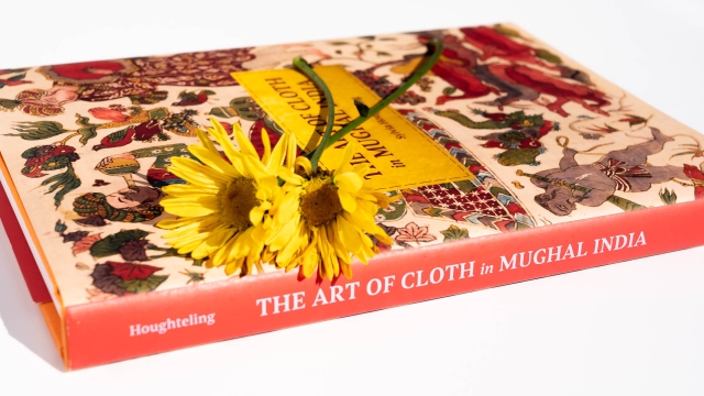 The Art of Cloth in Mughal India spine