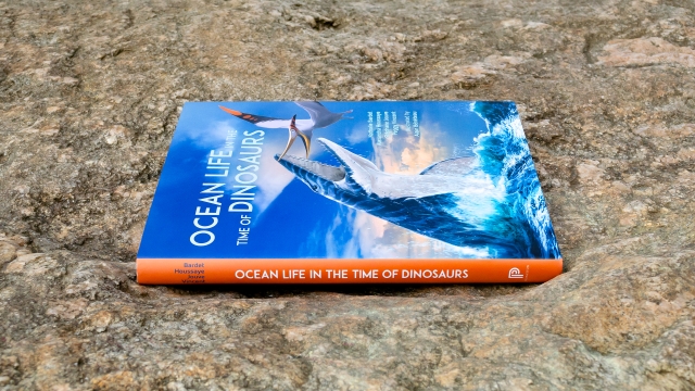 Ocean Life in the Time of the Dinosaurs - book spine