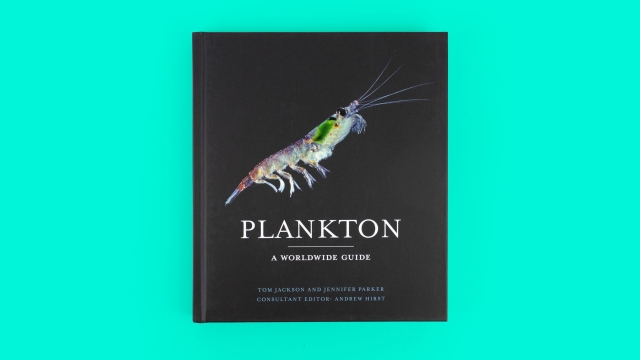 Plankton: A Worldwide Guide front cover.
